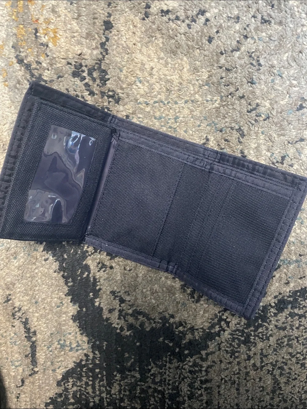Navy Men's Trifold Wallet - Classic Slim Design